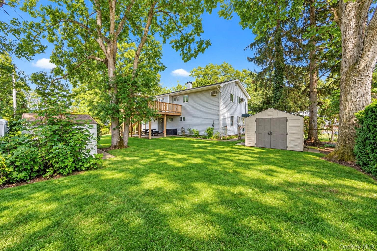 36 Deer Park Boulevard thumbnail 8