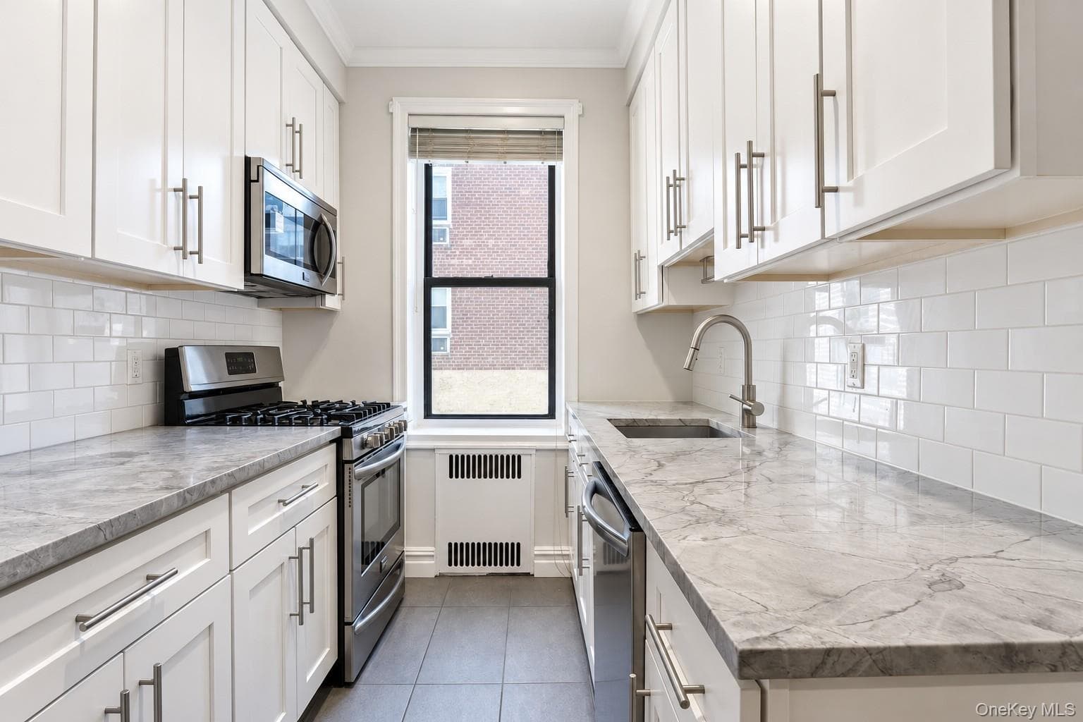 21 Barstow Road Unit: 2D thumbnail 4