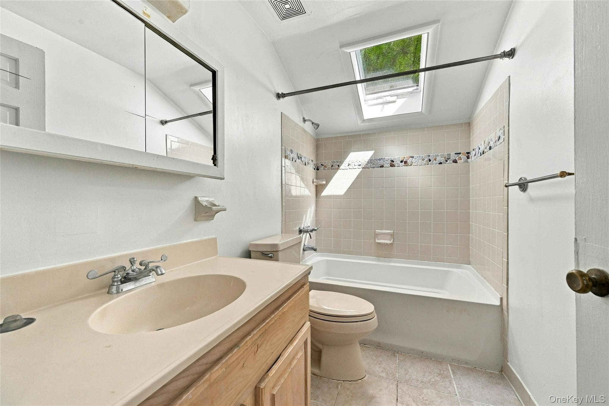 15 Shore Oaks Drive thumbnail 22