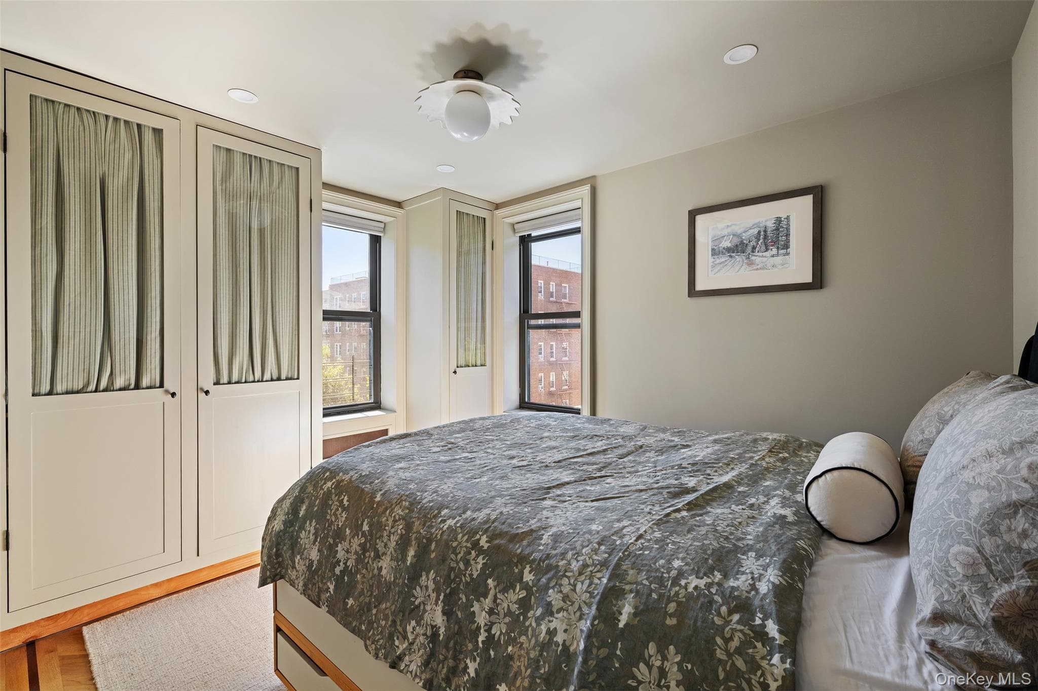 7423 Ridge Boulevard Unit: 4E thumbnail 8