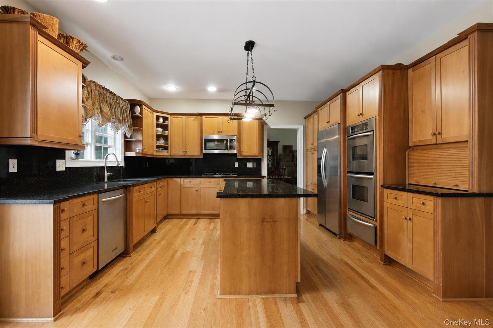 40 Winter Park Drive thumbnail 16