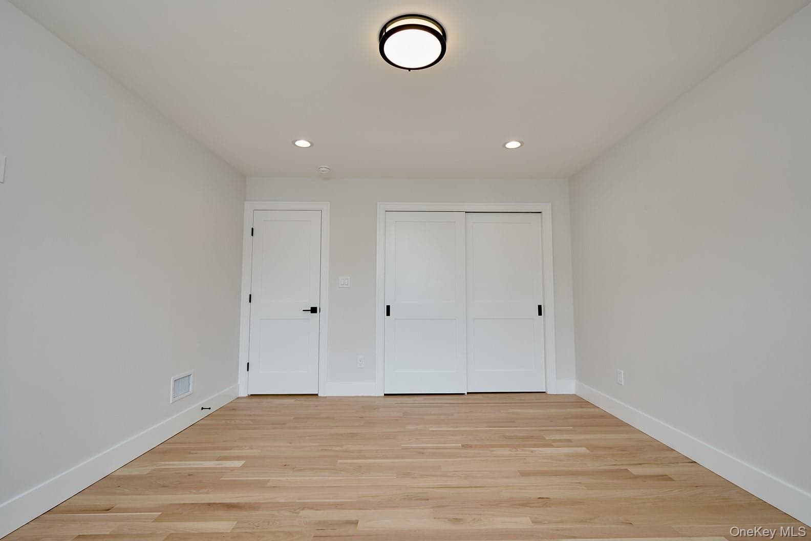 104 Maeder Avenue thumbnail 38
