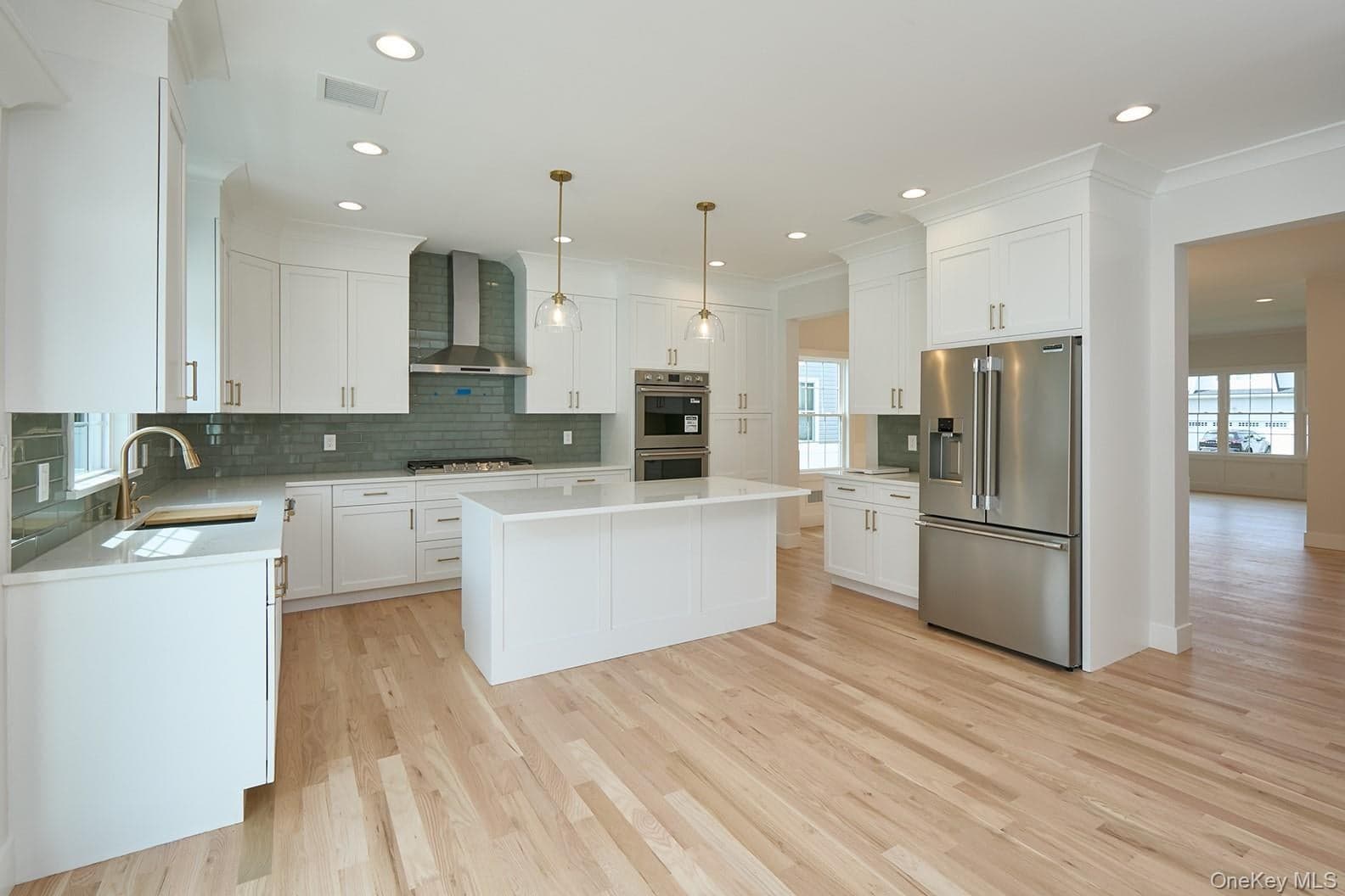 104 Maeder Avenue thumbnail 19