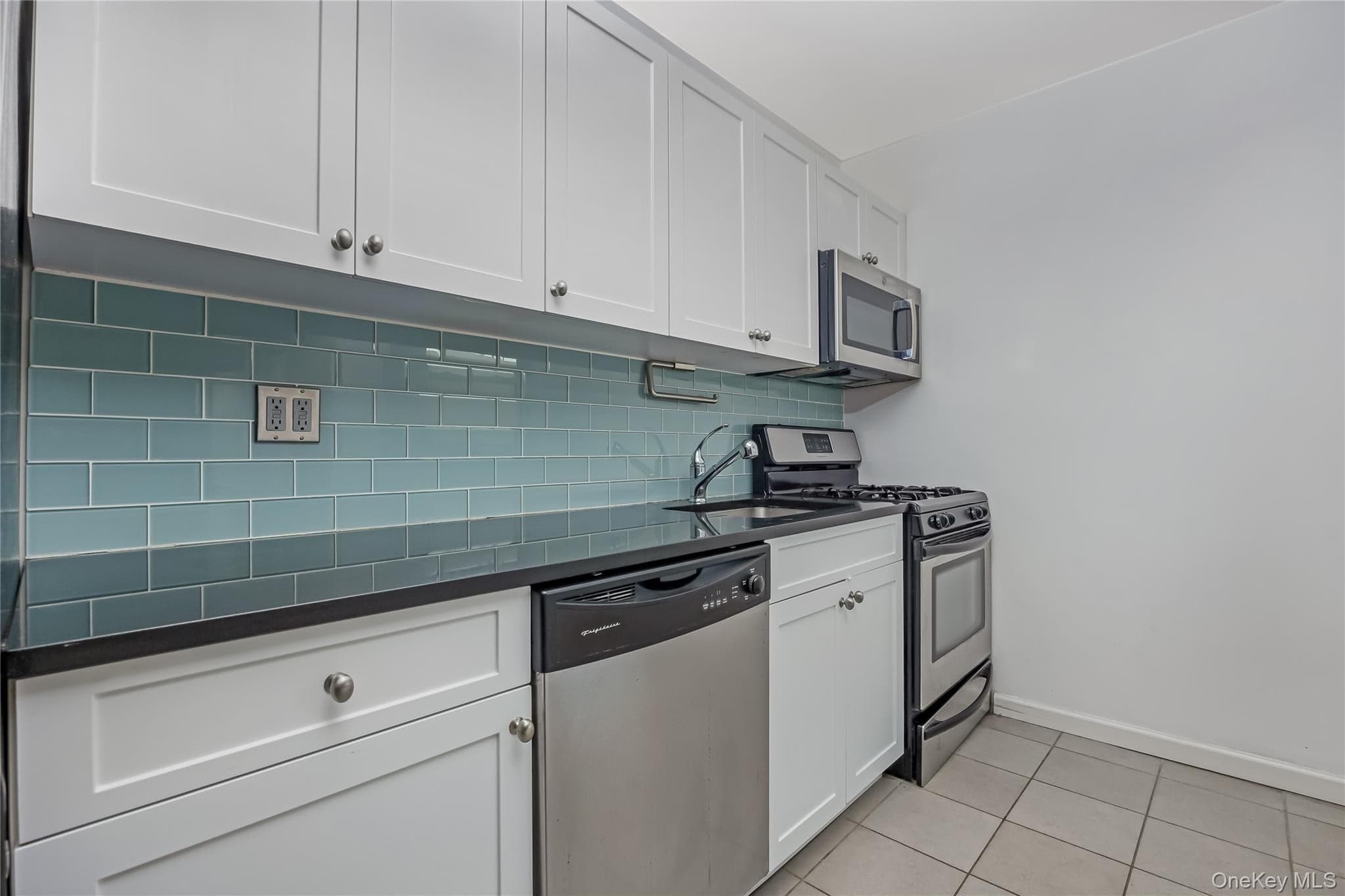 251 W Broadway Unit: 306 thumbnail 11