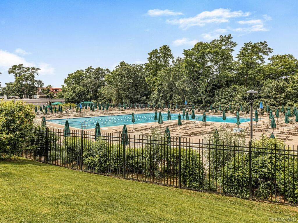 5800 Arlington Avenue Unit: 9P thumbnail 11