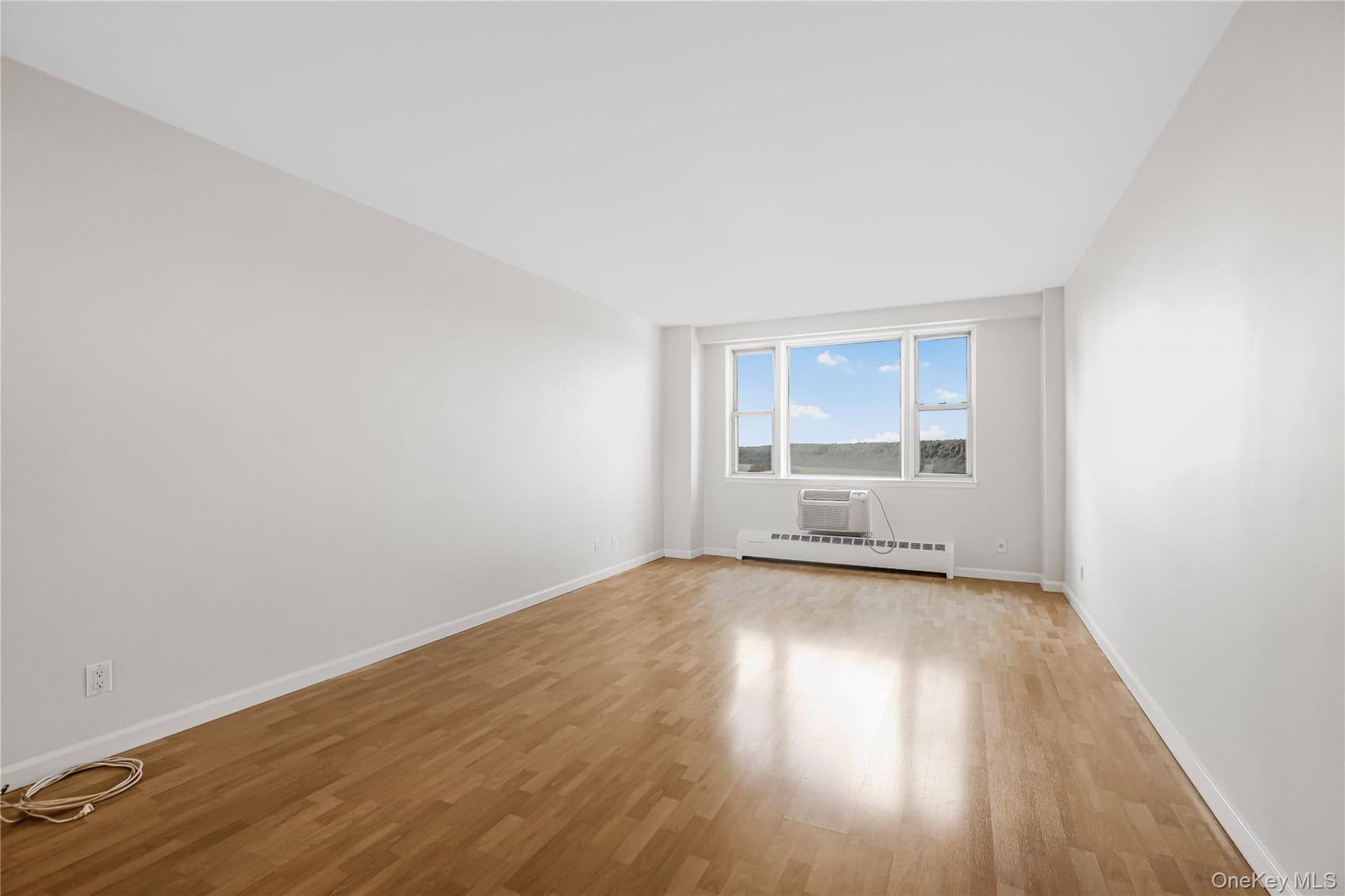 5800 Arlington Avenue Unit: 9P thumbnail 3