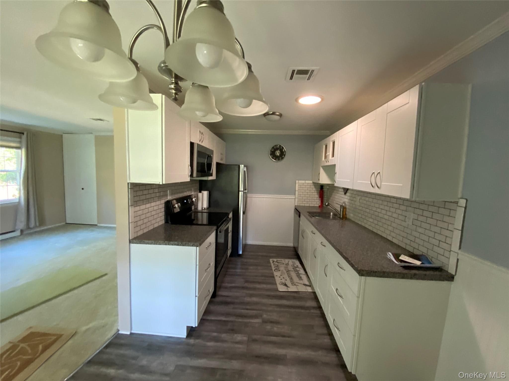 274 Berwick Court Unit: A thumbnail 4
