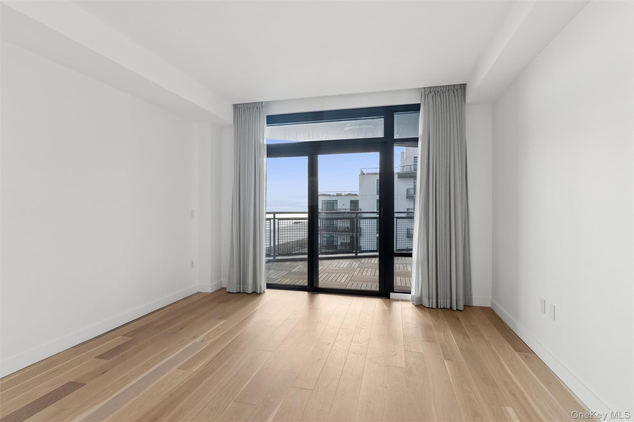 140 Boardwalk Unit: 905B thumbnail 19