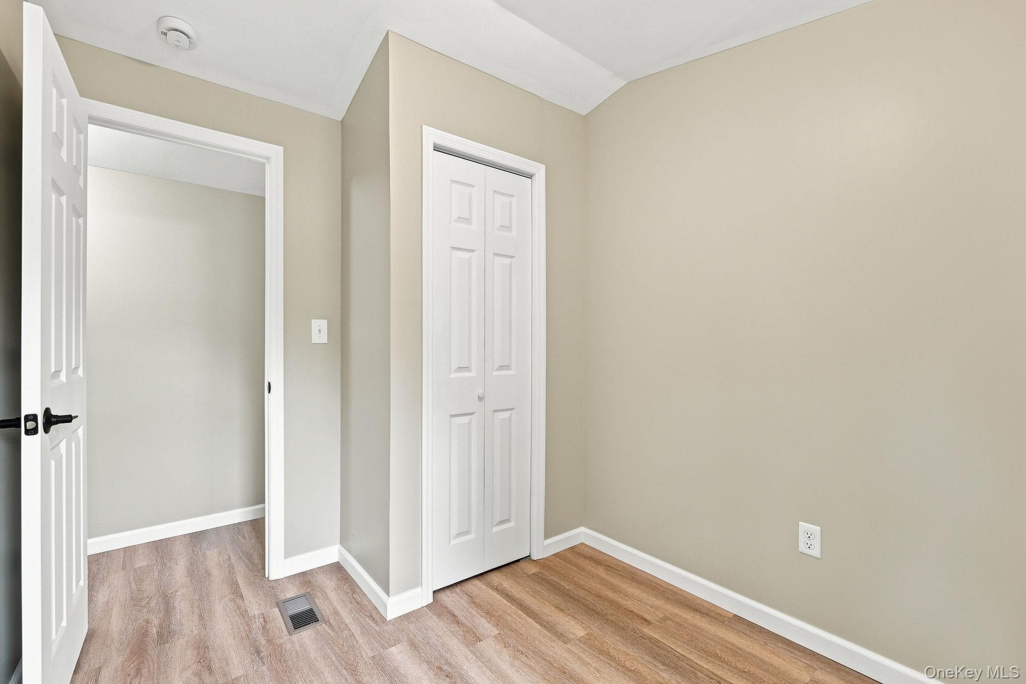 363 Mettacahonts RD Unit: 6 thumbnail 21
