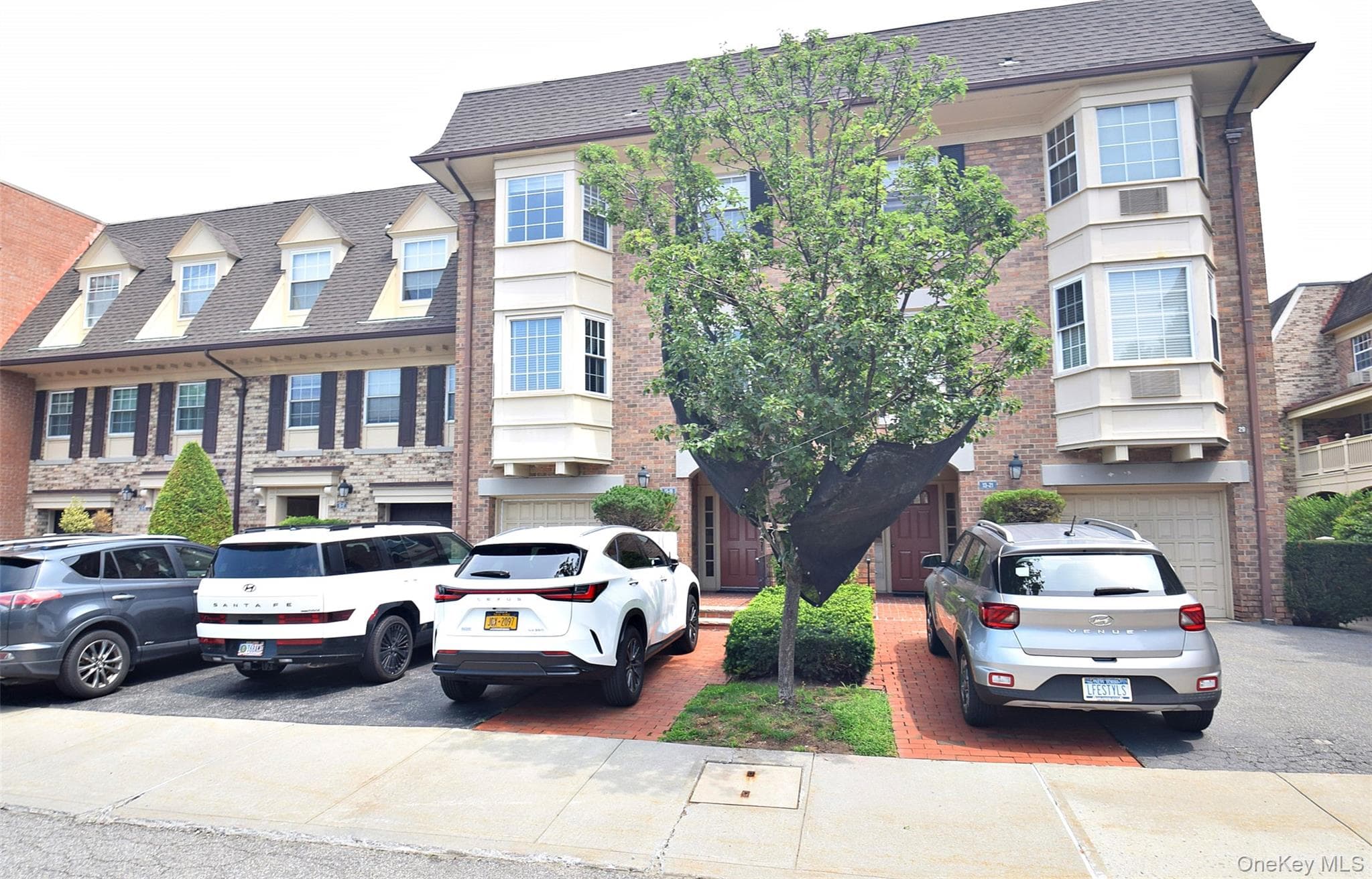 13-19 Michael Court Unit: 160 U, Bayside