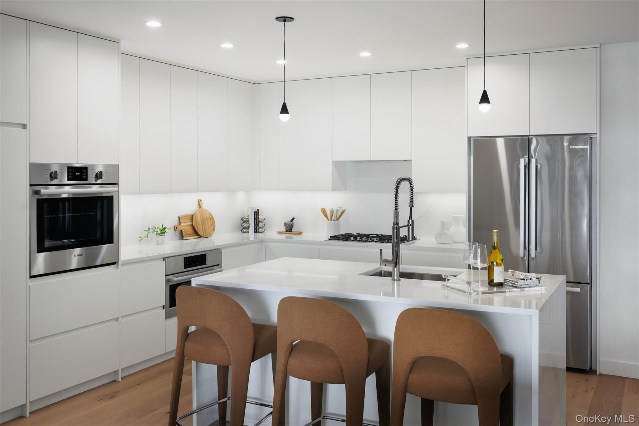 100 Boardwalk Unit: 812A, Long Beach
