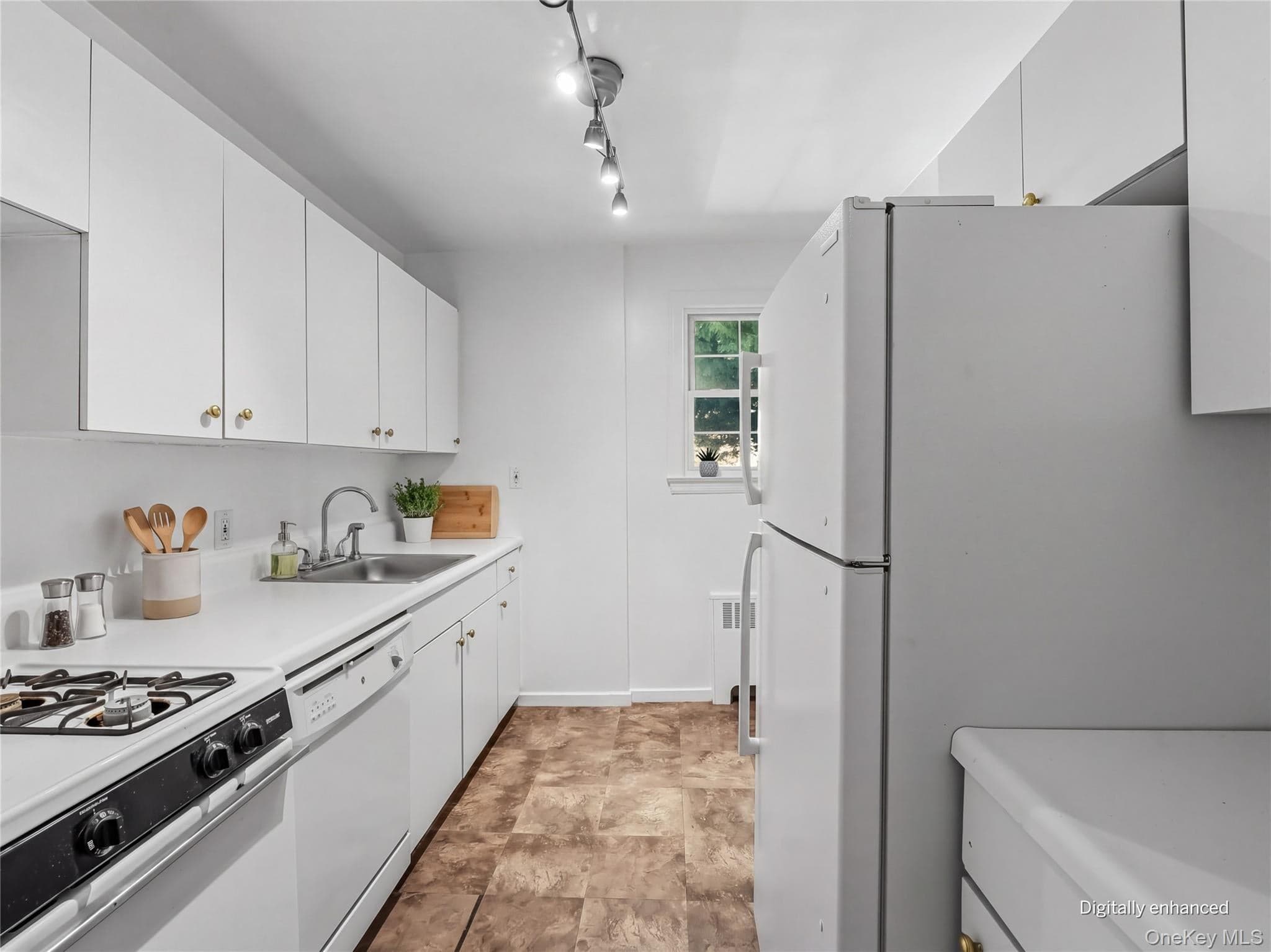 751 N Broadway Unit: 3C thumbnail 10