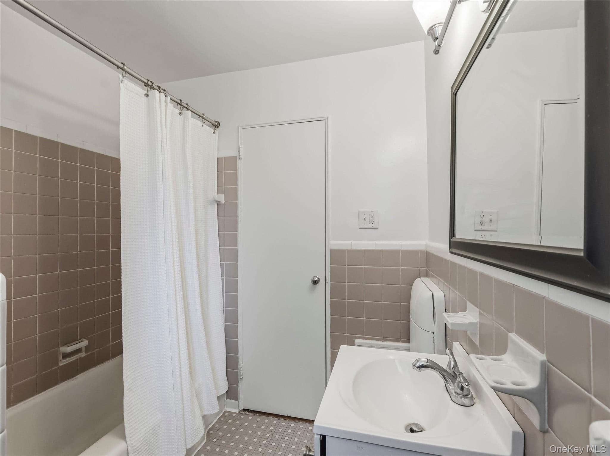 751 N Broadway Unit: 3C thumbnail 20