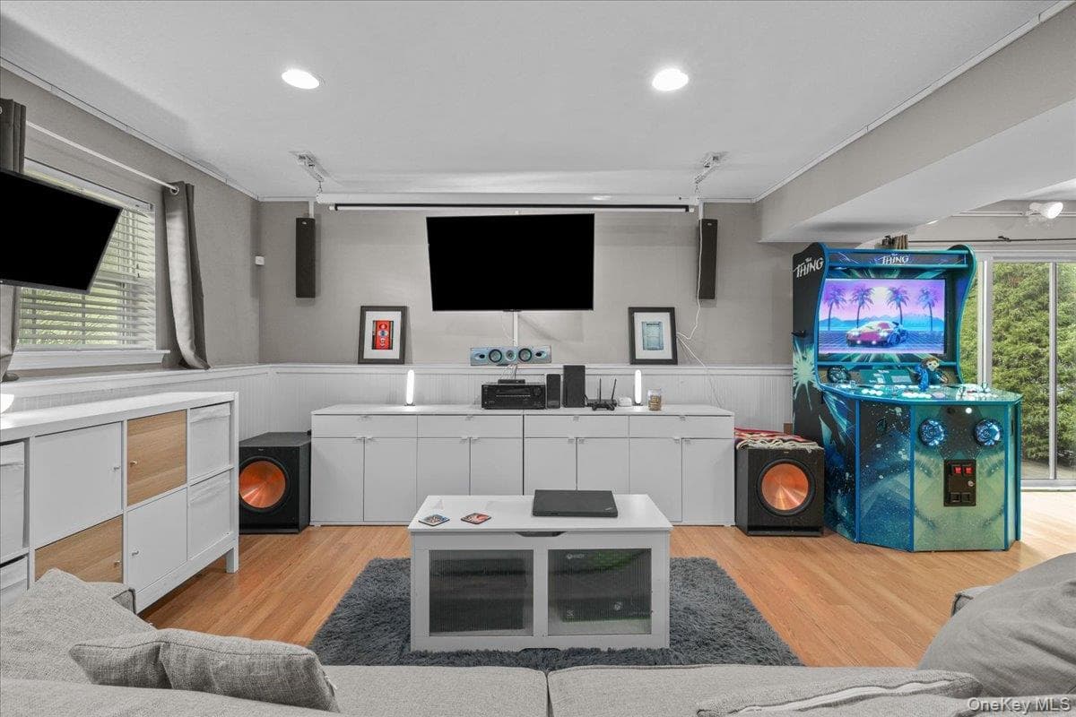 39 New Hill Road thumbnail 9