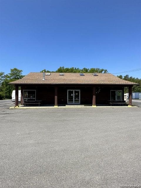 963 Kings Highway thumbnail 2
