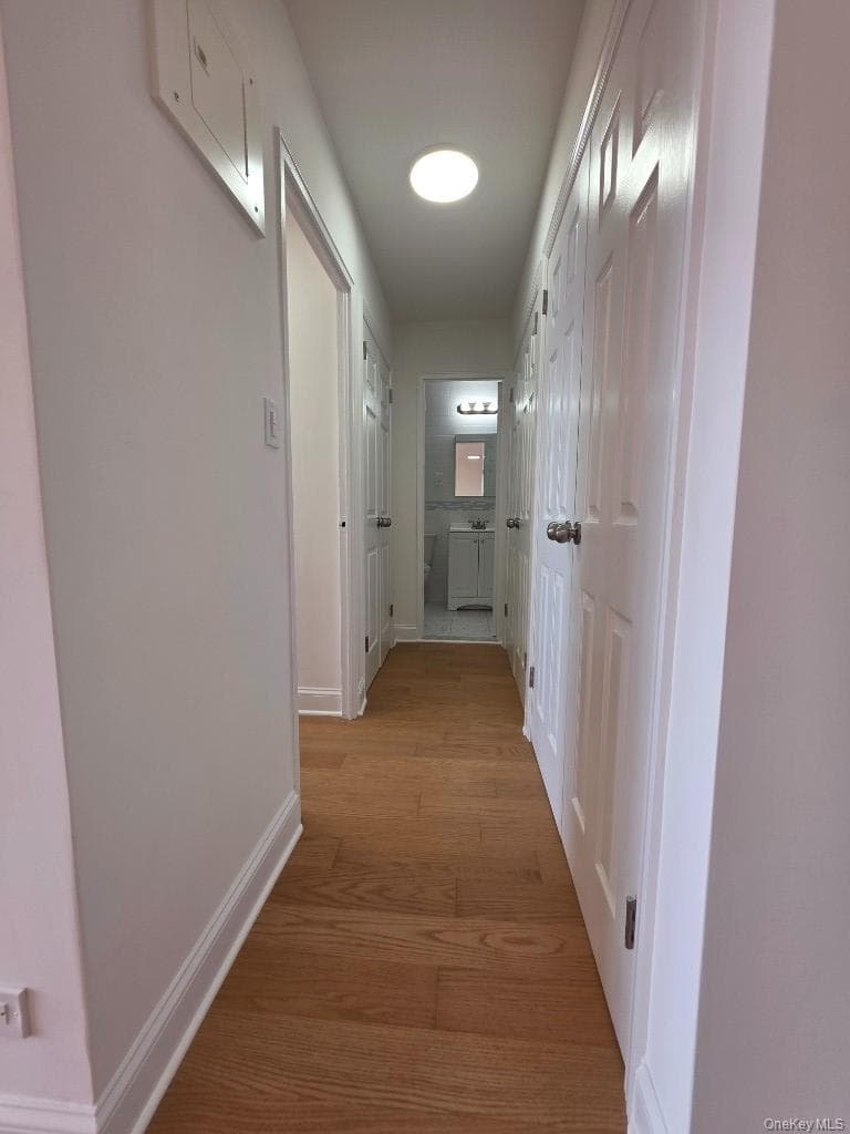 61-20 Grand Central Parkway Unit: C807 thumbnail 5