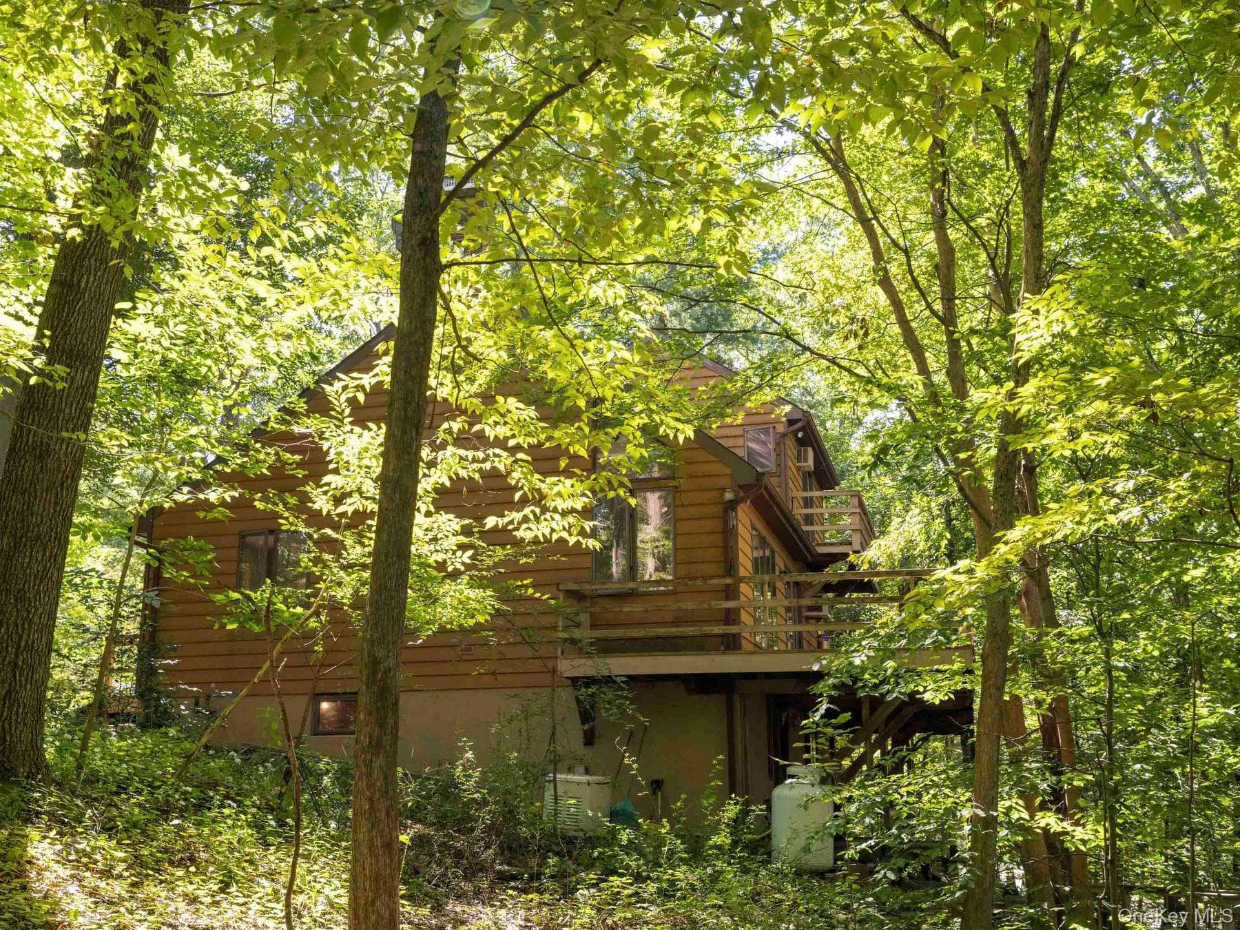 9 Watch Hill Road thumbnail 20