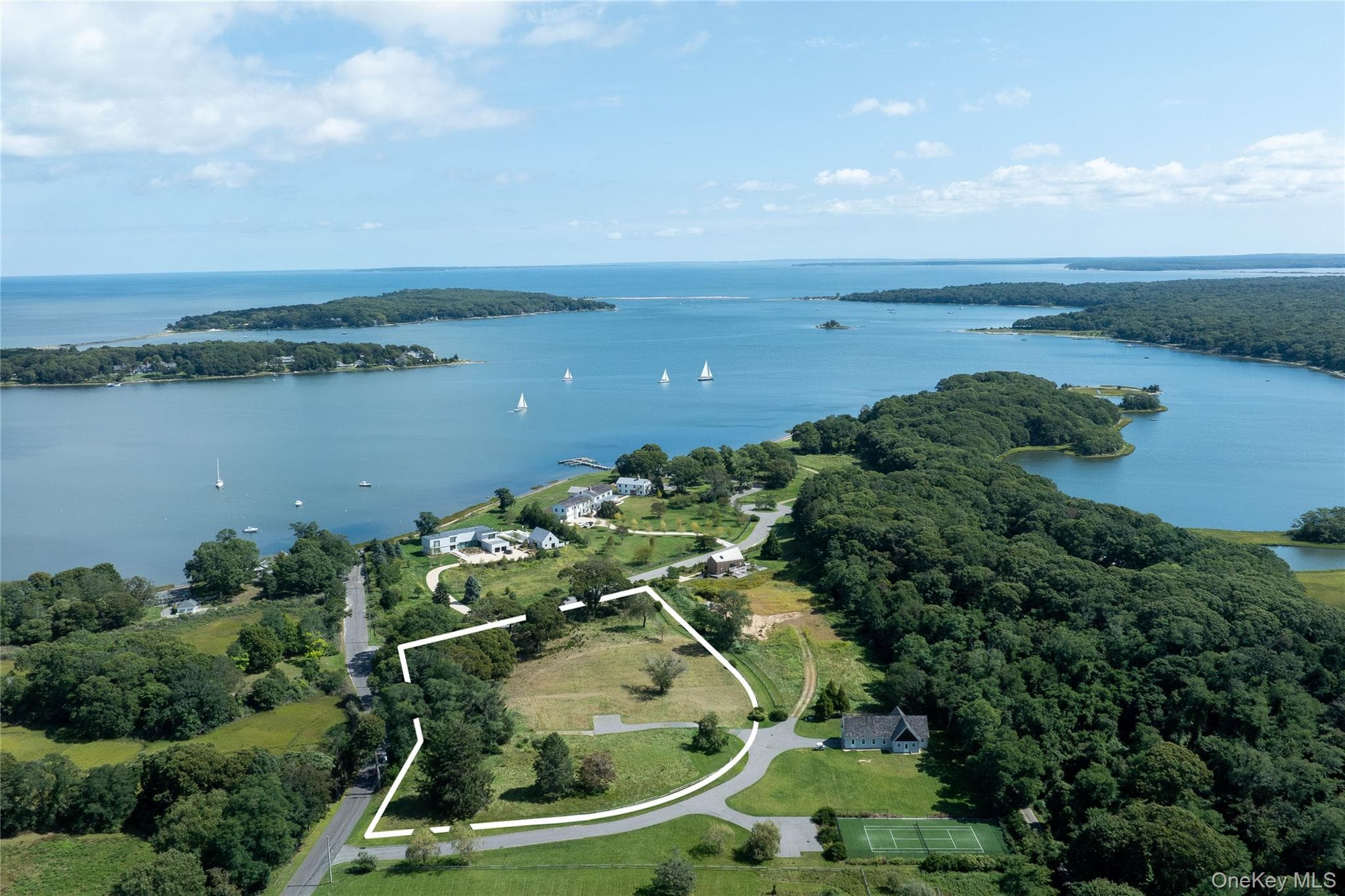 2 Pandion Road, Shelter Island