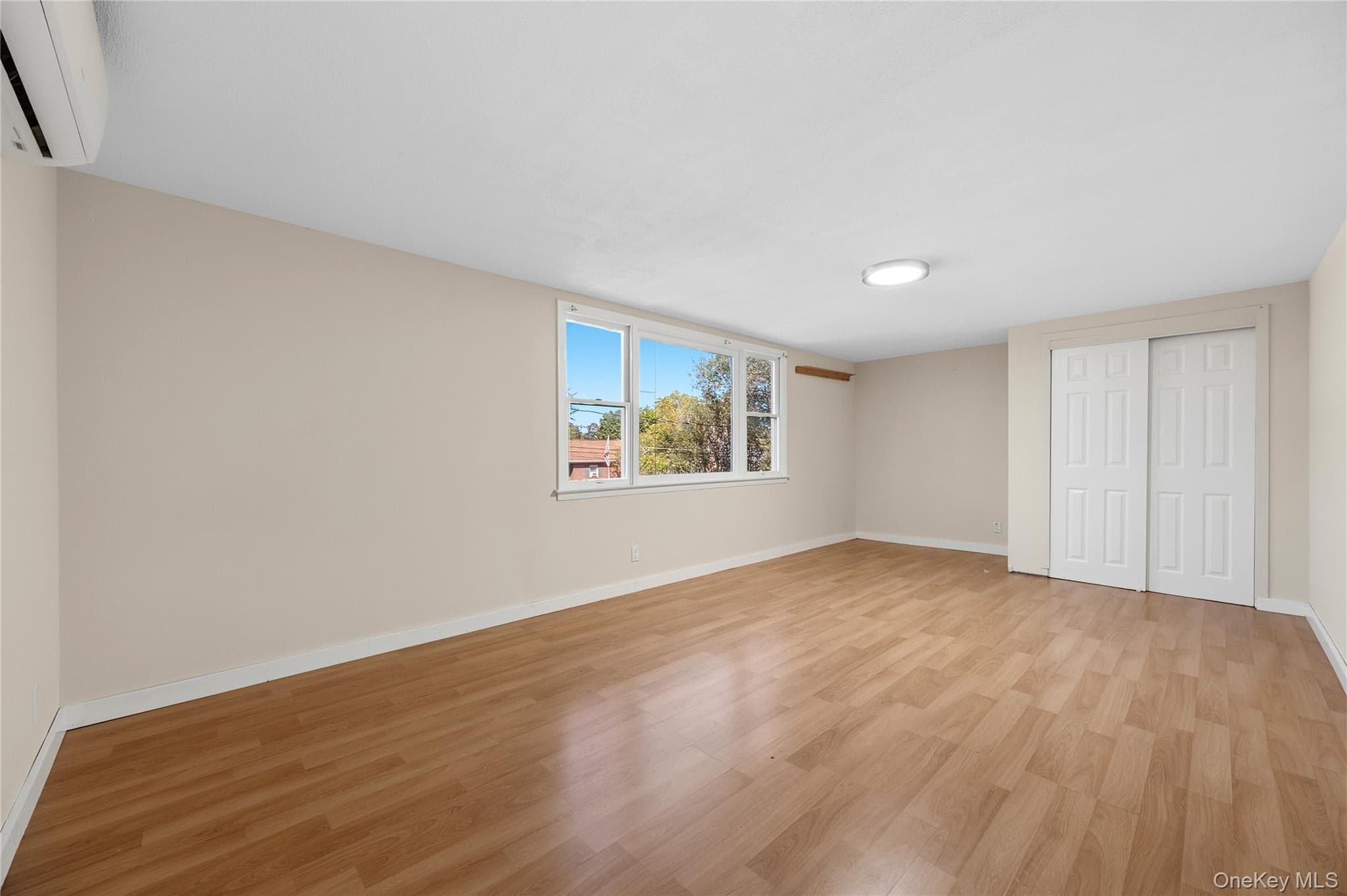 12 Montrose Drive thumbnail 14