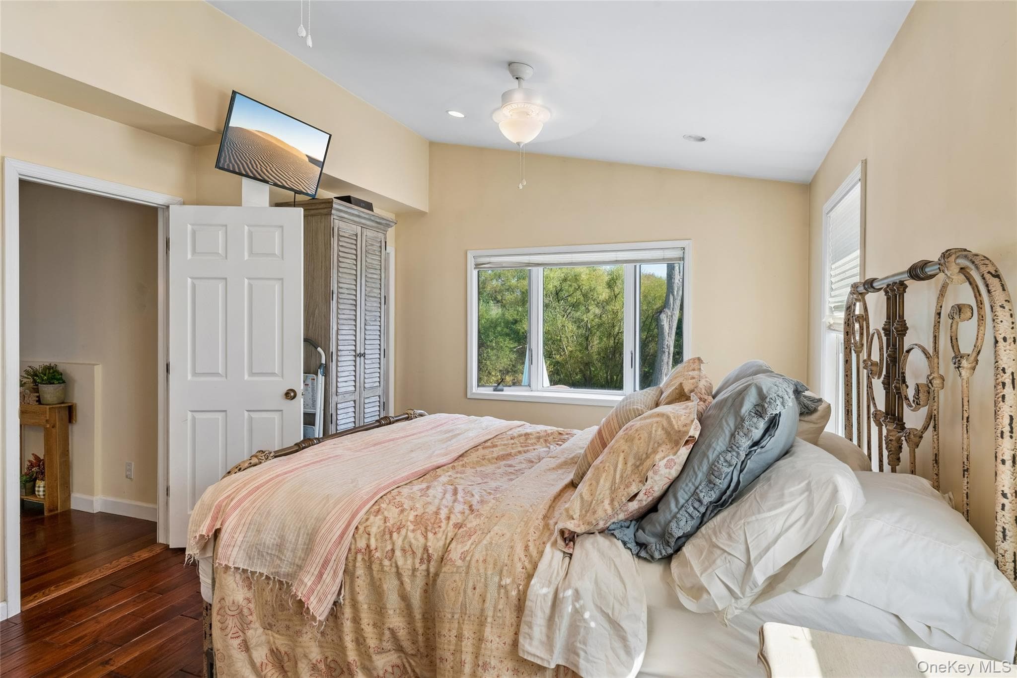 143 Deer Lake Drive thumbnail 19