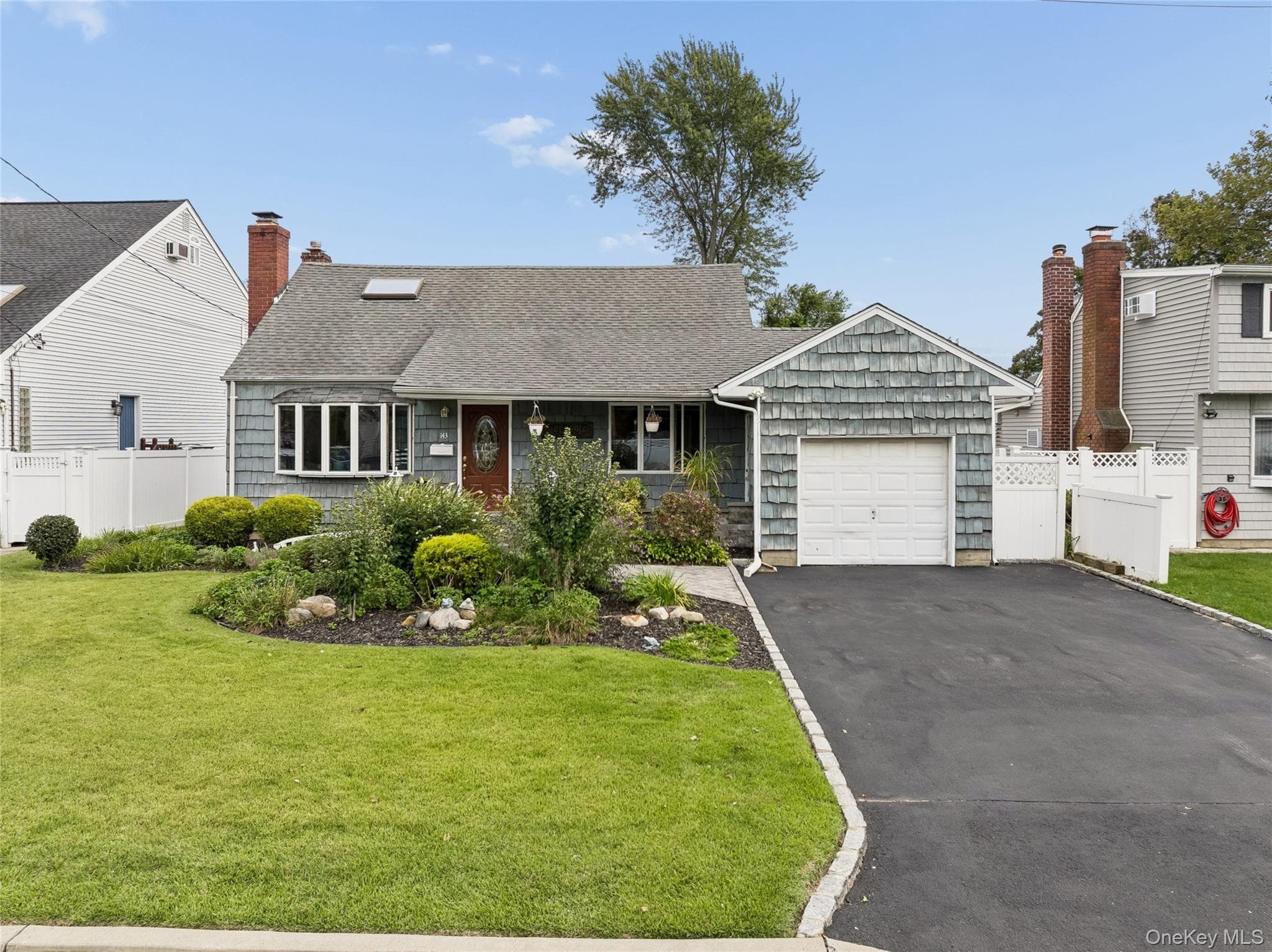 143 Deer Lake Drive thumbnail 4