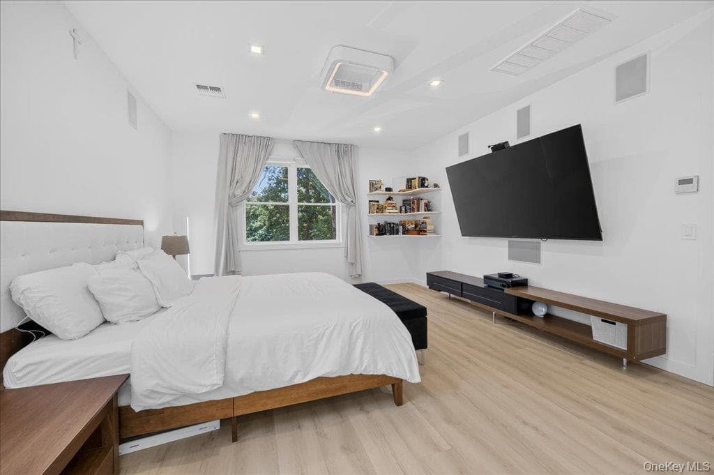 33 Terrace Avenue thumbnail 23