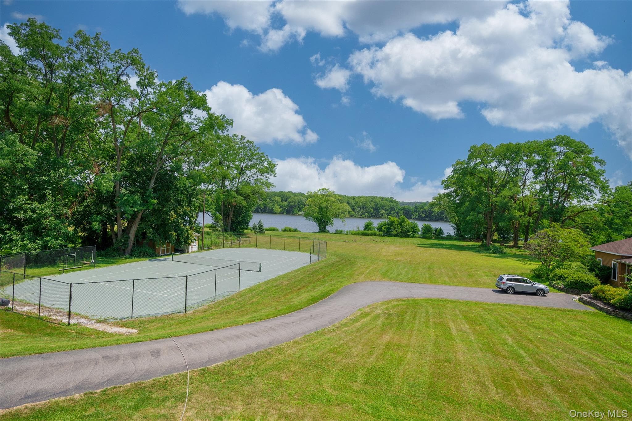 248 Van Wies Point Road thumbnail 33