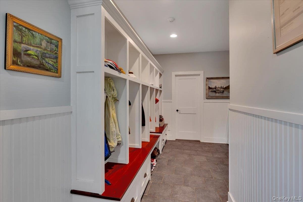 248 Van Wies Point Road thumbnail 18