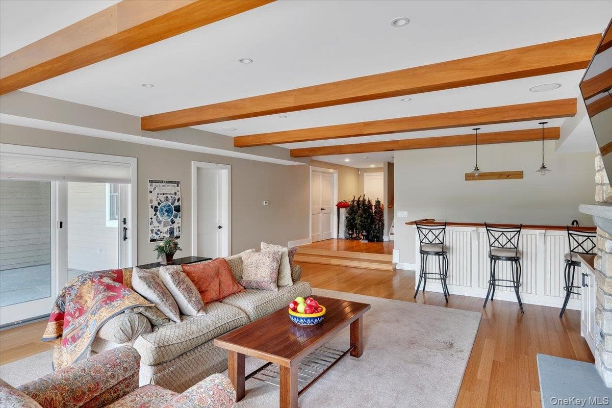 248 Van Wies Point Road thumbnail 30
