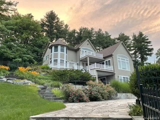 248 Van Wies Point Road thumbnail 4