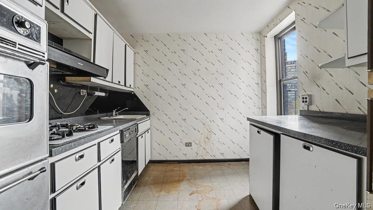 18-75 Corporal Kennedy Street Unit: 4A thumbnail 8