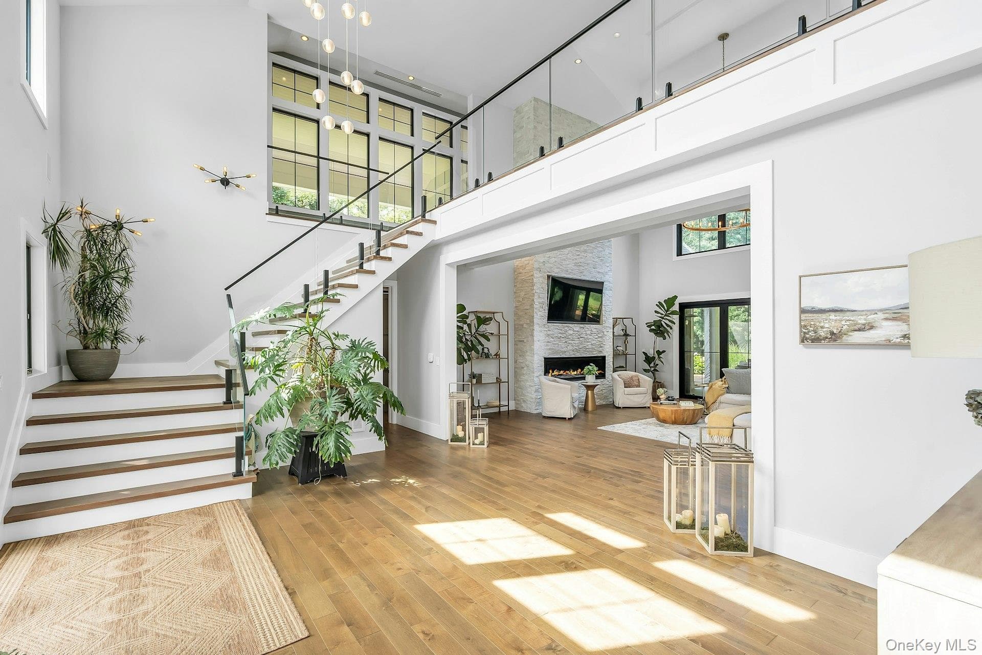 712 Hubbard Avenue thumbnail 4