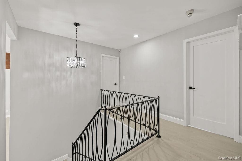 58 Burda Avenue thumbnail 22