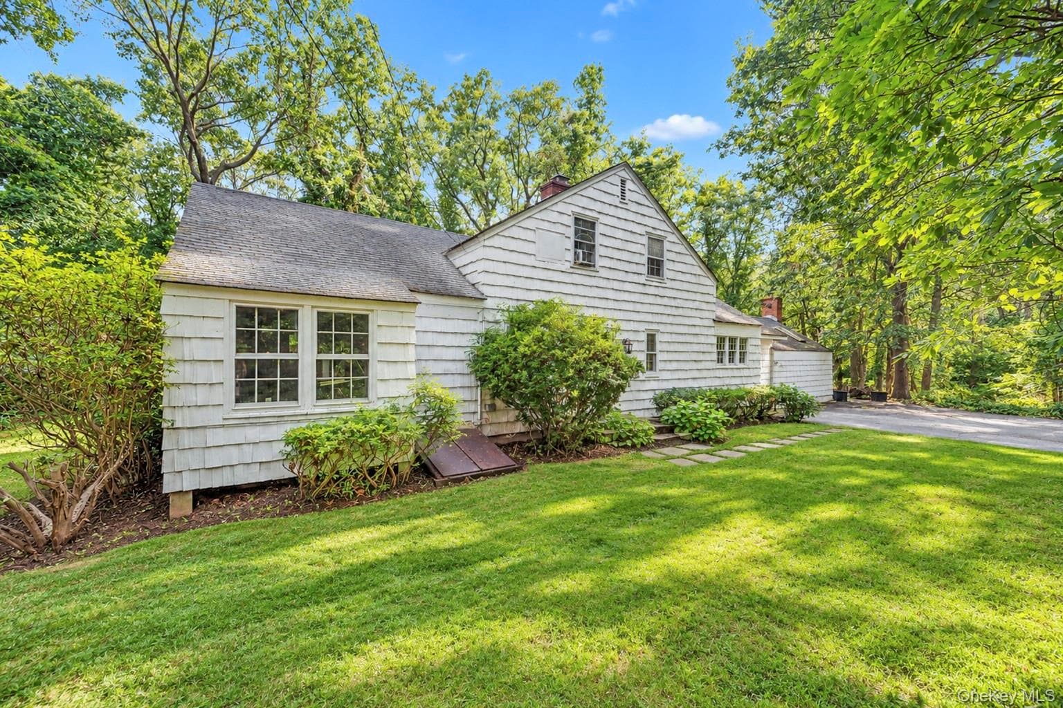 2 Glenwater Lane thumbnail 10