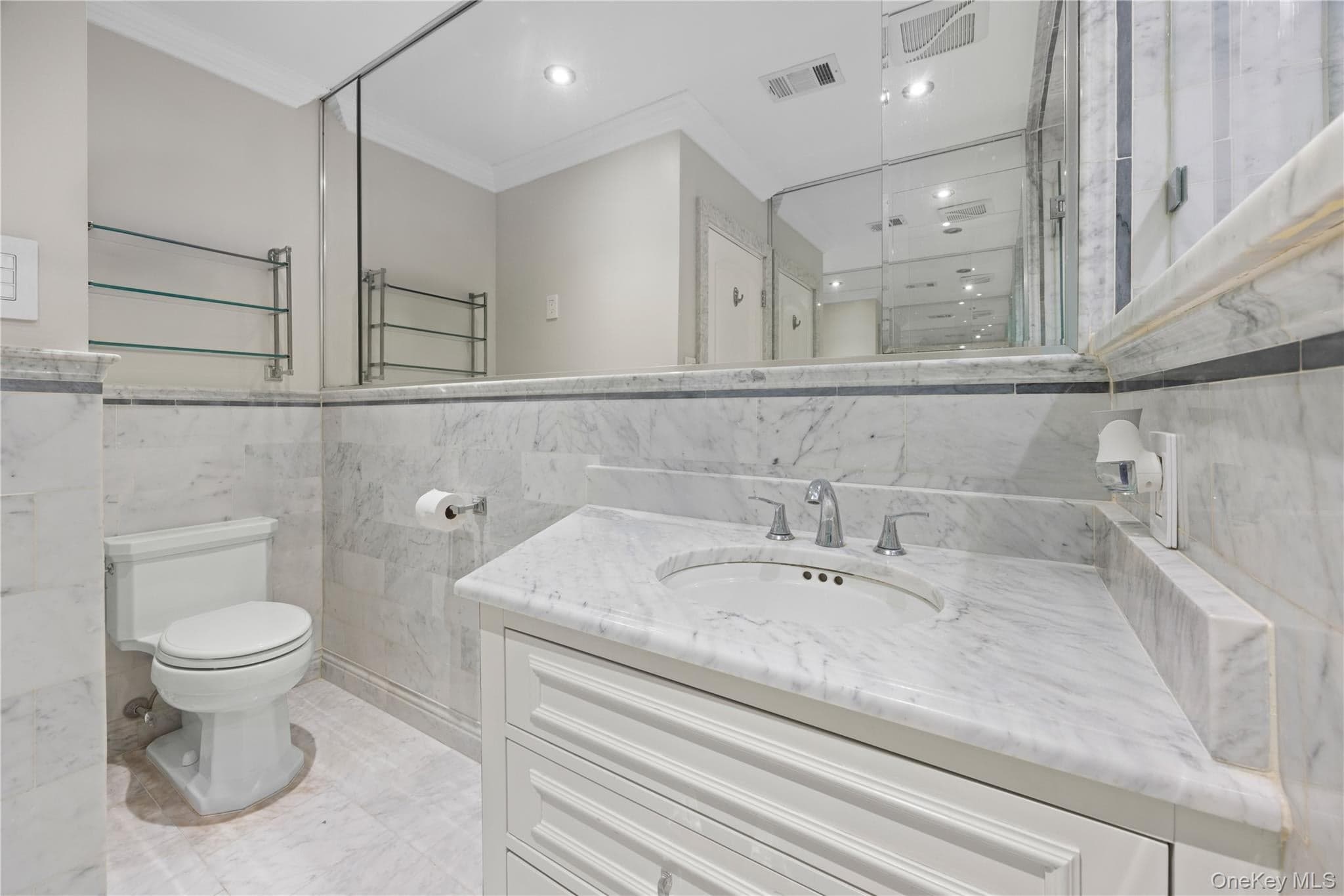 229 Ditmars Street thumbnail 9