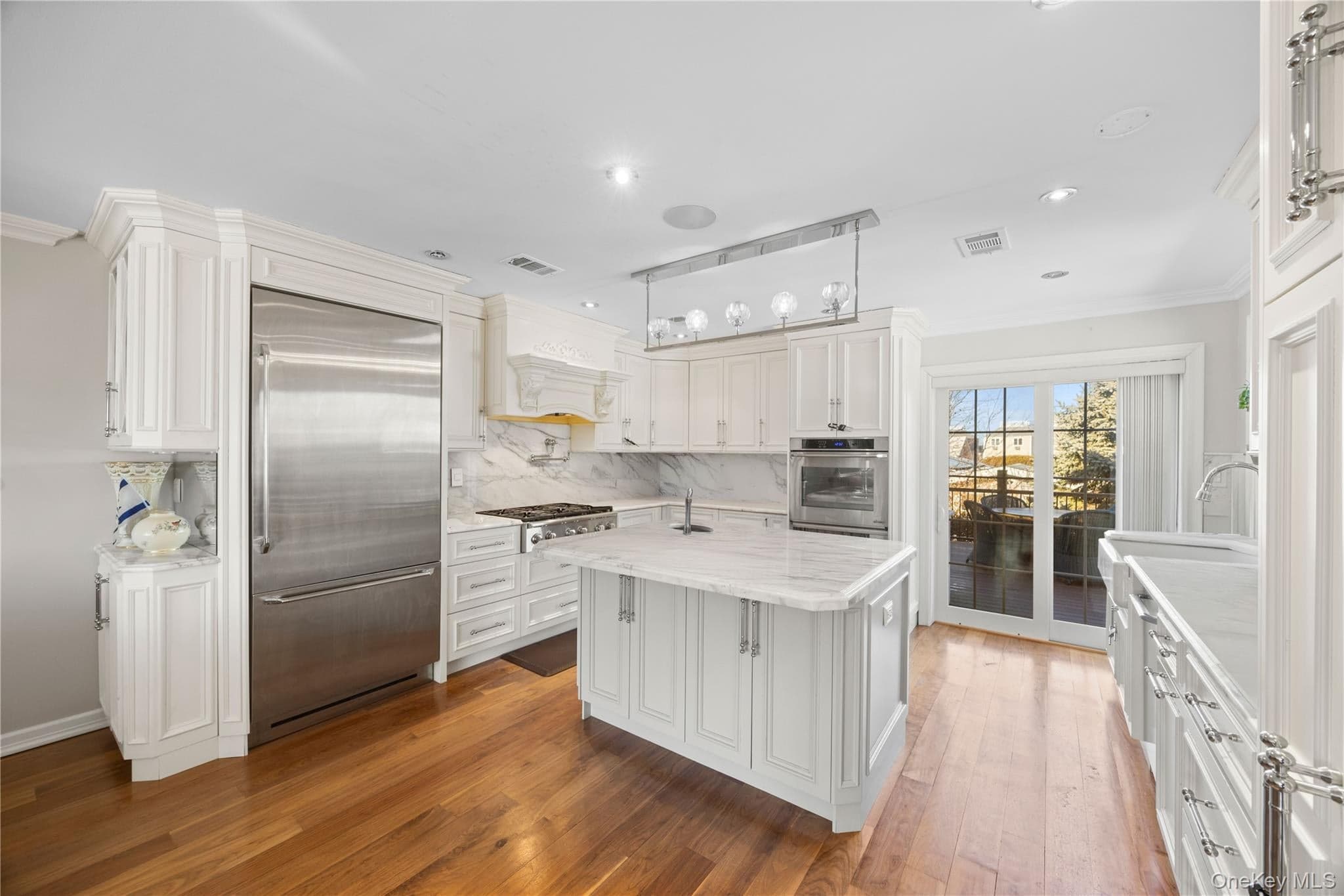 229 Ditmars Street thumbnail 3