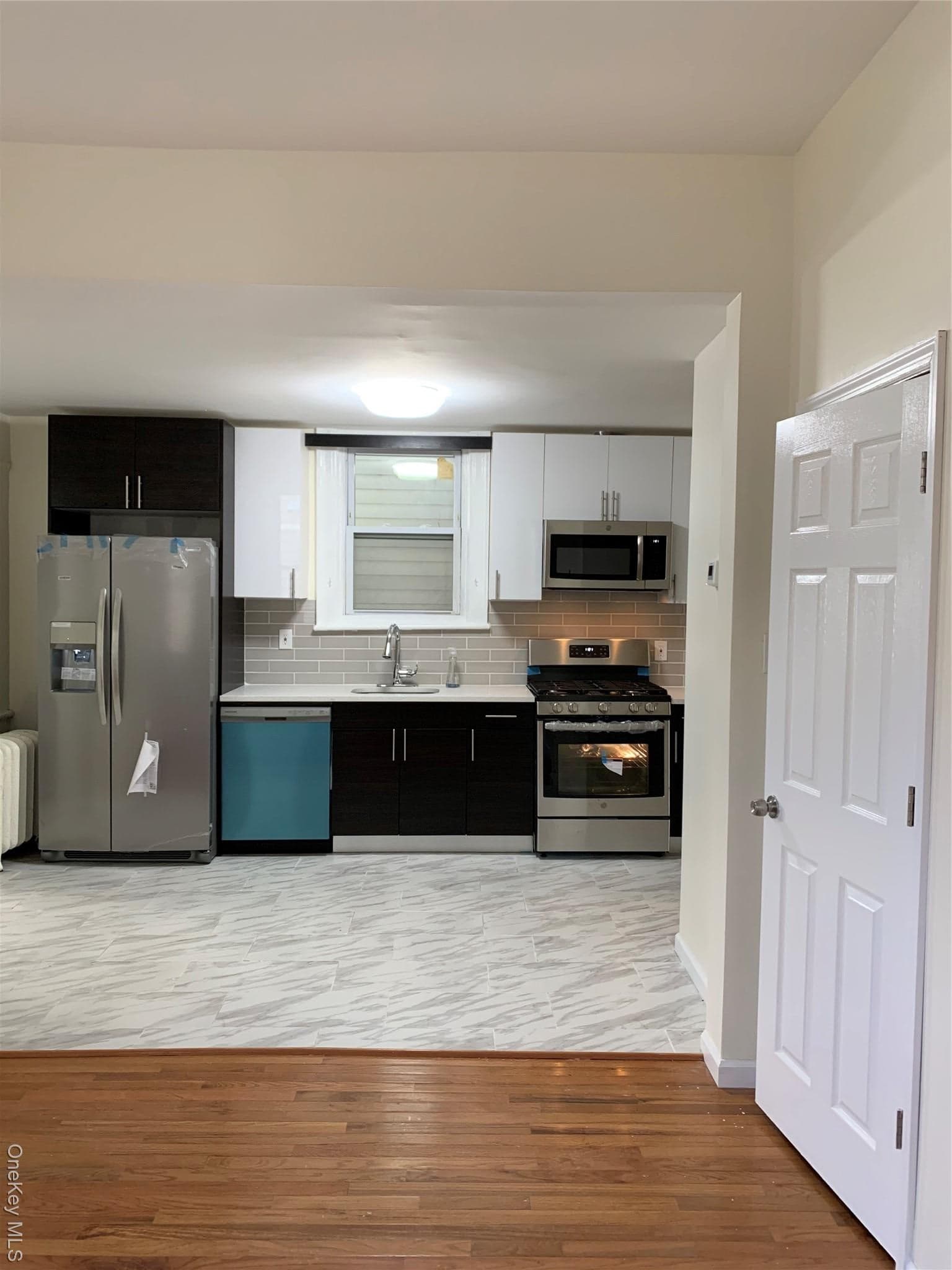 2503 Marion Avenue thumbnail 5