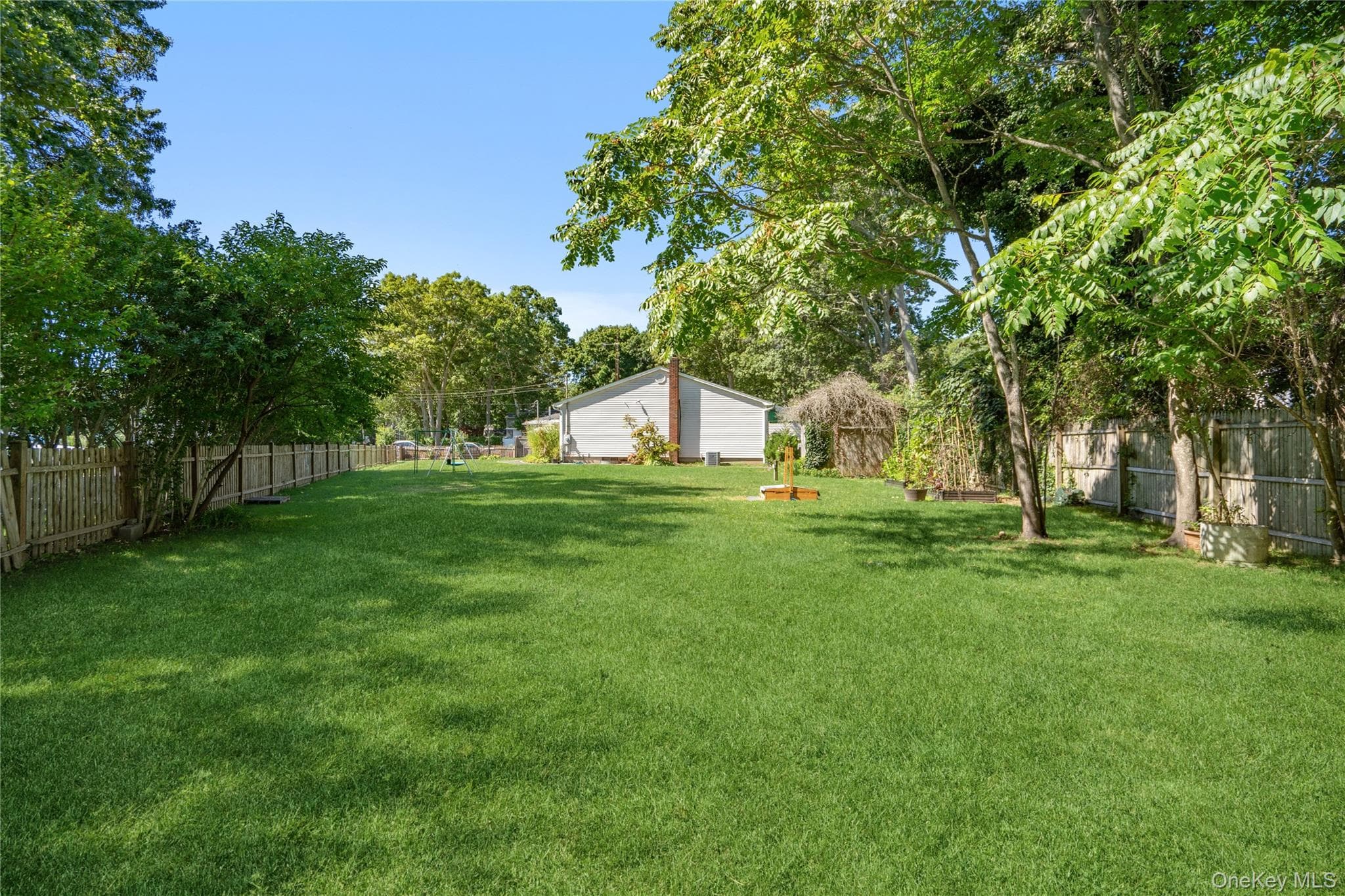 15 Parkwood Drive thumbnail 36