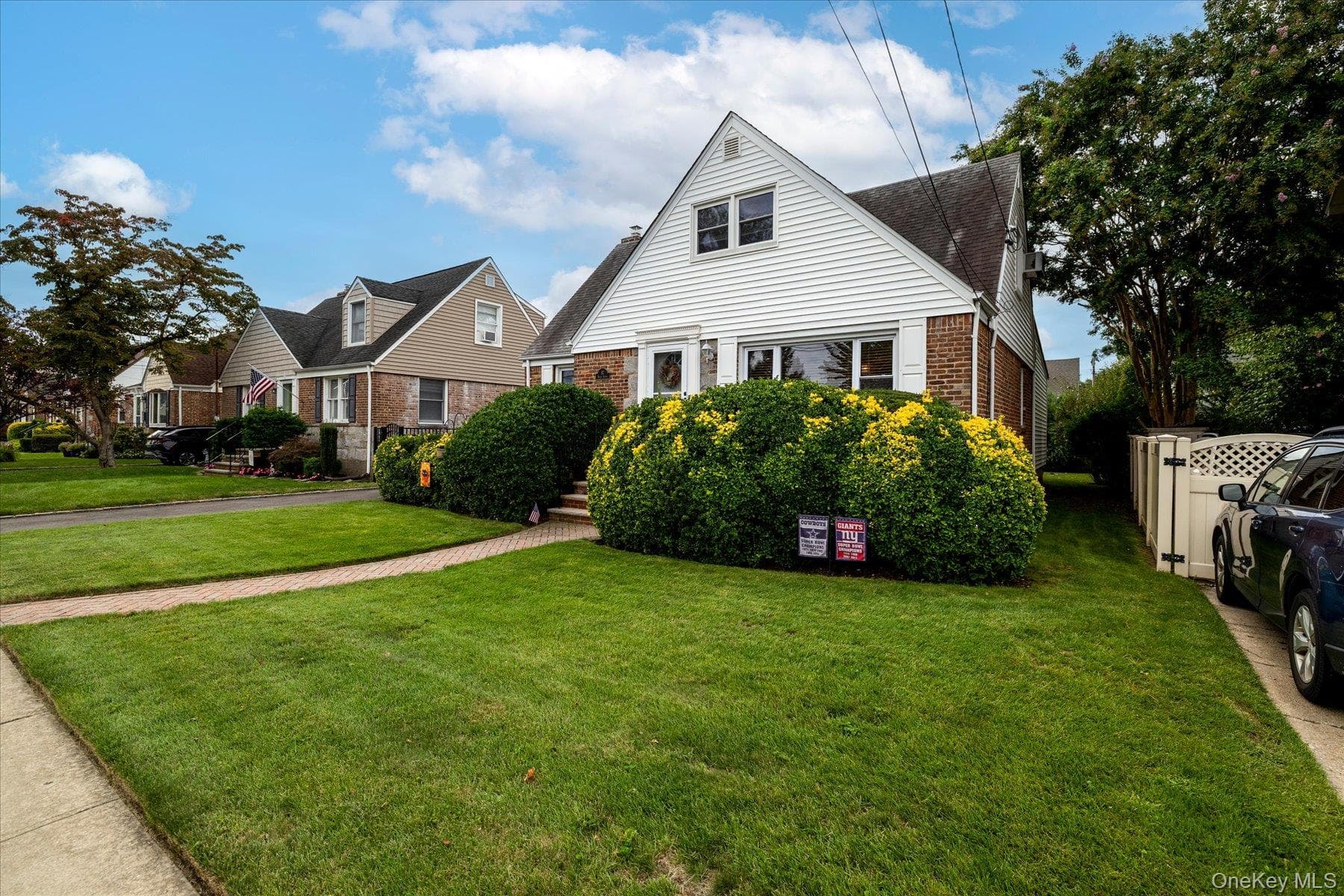 87 Woods Avenue thumbnail 2