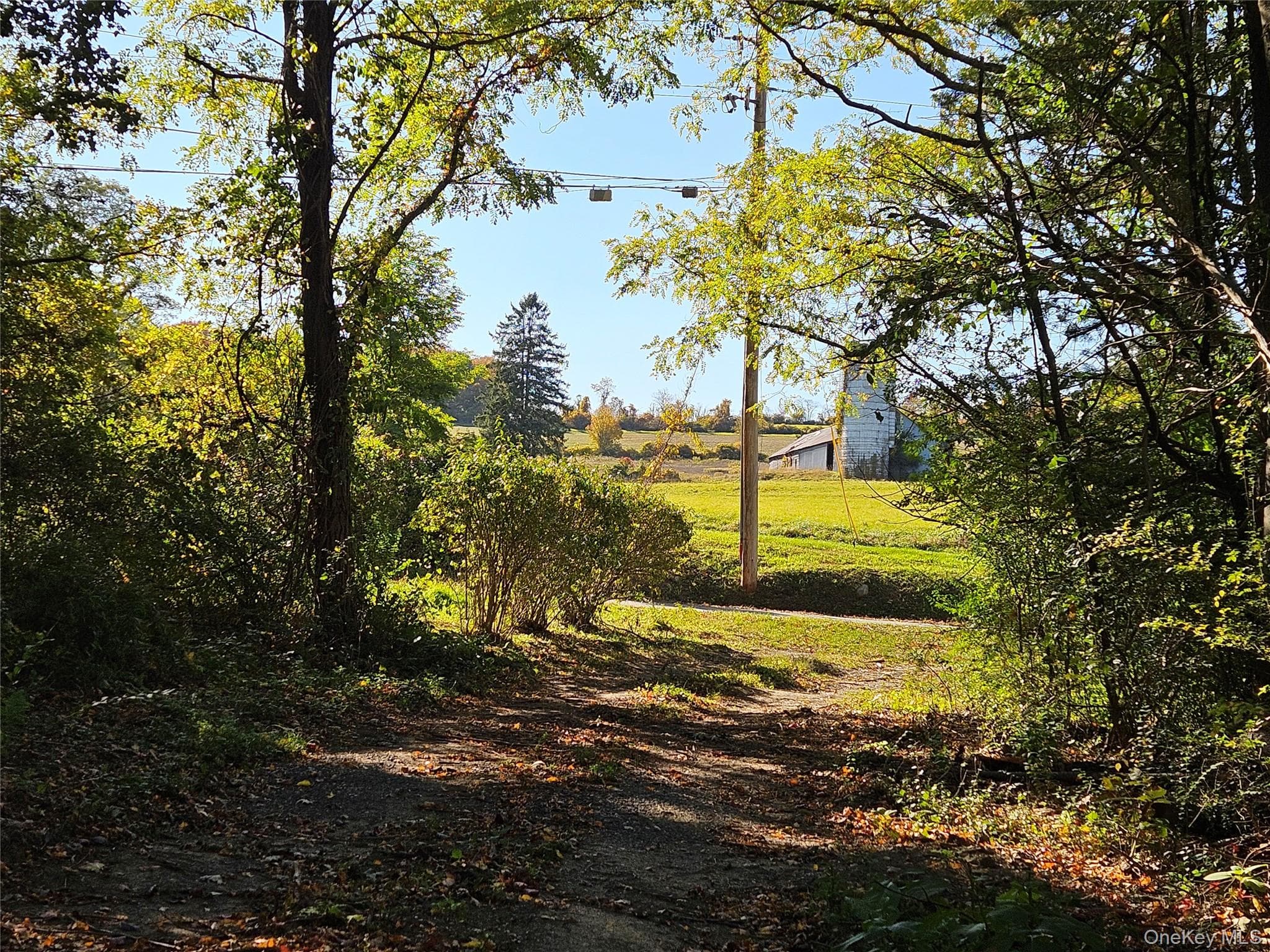 Halls Corners Road thumbnail 12