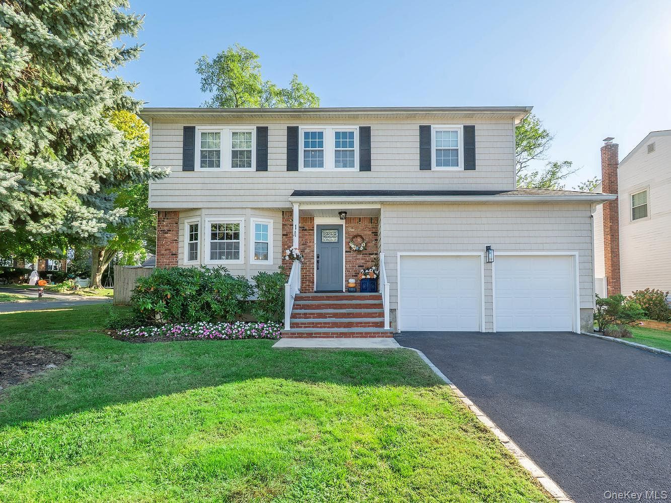 1 Dartmouth Drive, Glen Cove