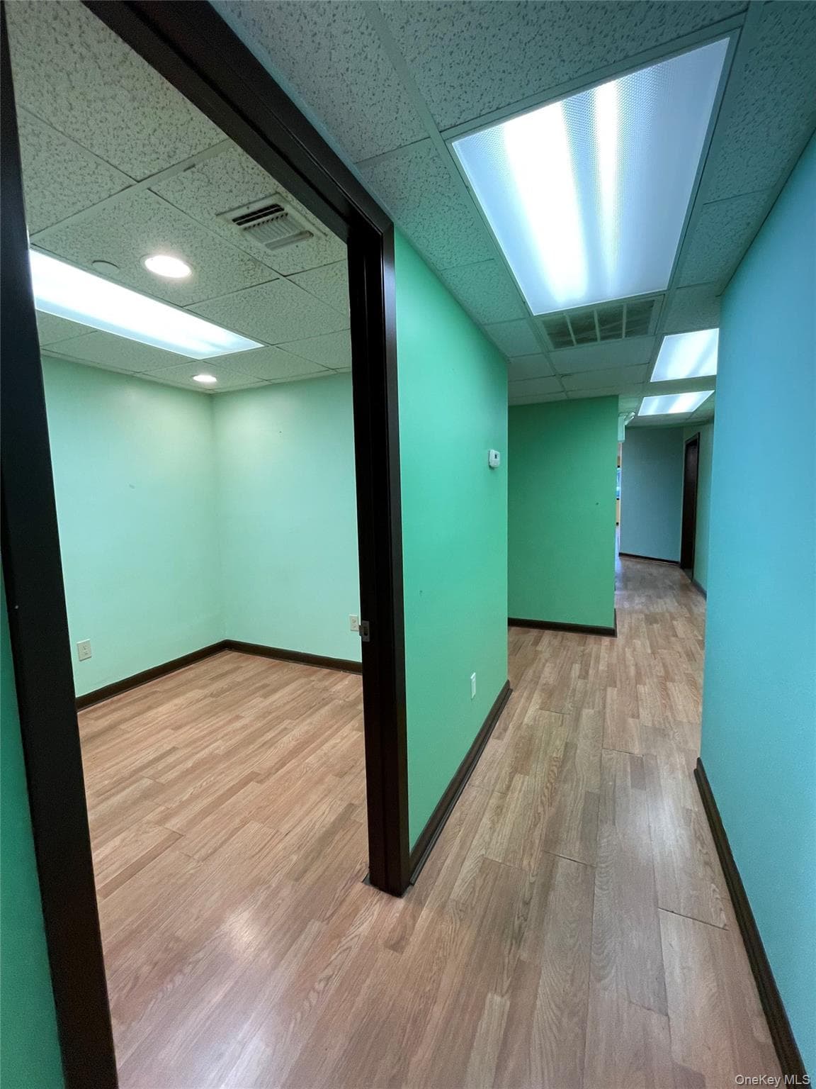 288 Hempstead Avenue thumbnail 12
