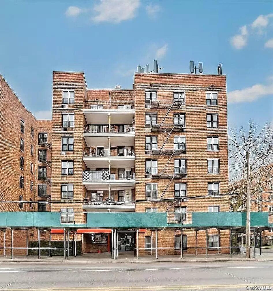 38-25 Parsons Boulevard Unit: 4I thumbnail 2