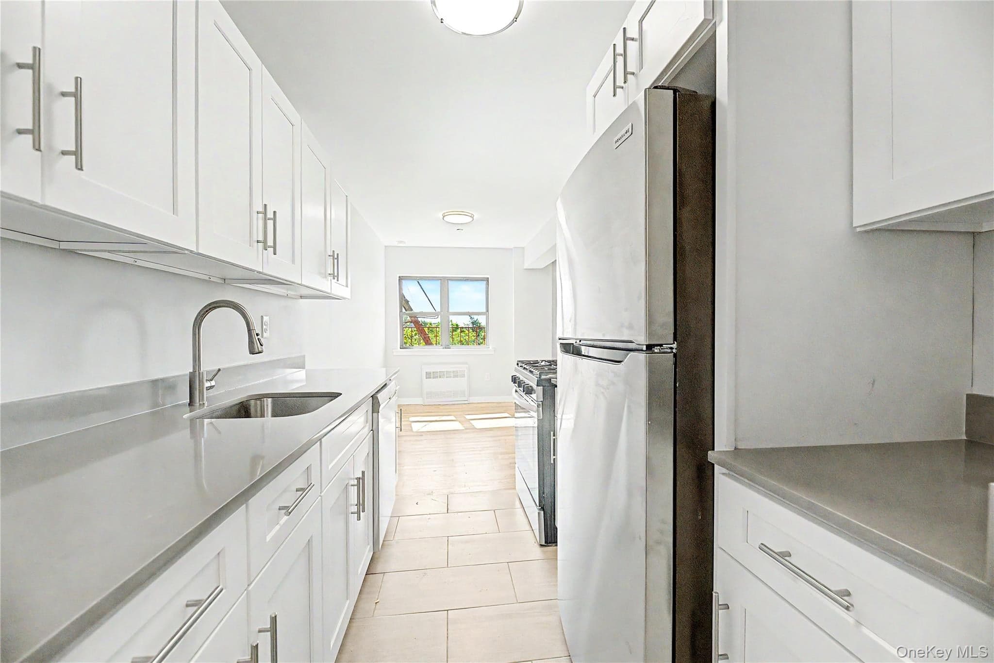 671 Bronx River Road Unit: 6k thumbnail 3