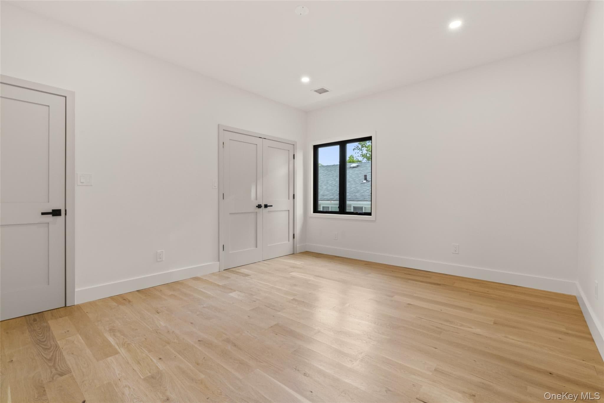 29 Garfield Place thumbnail 20