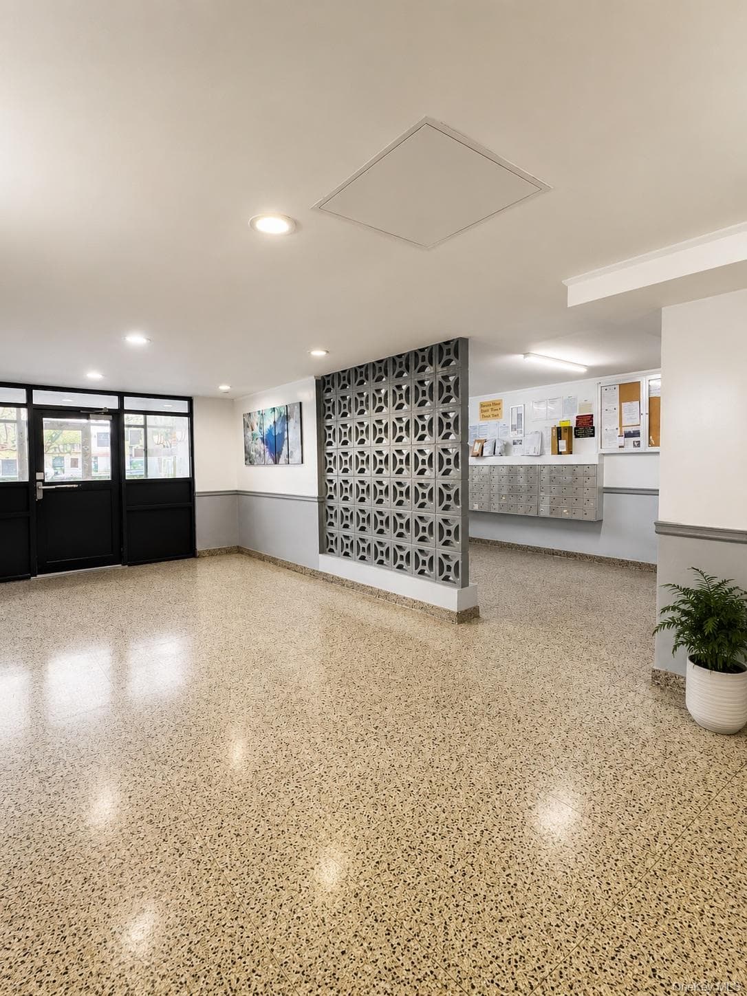 55-30 99th Street Unit: 3E thumbnail 16