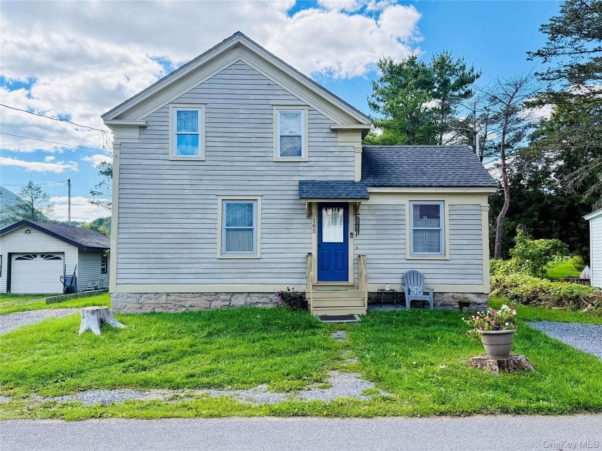 185 Cronk Lane photo 1