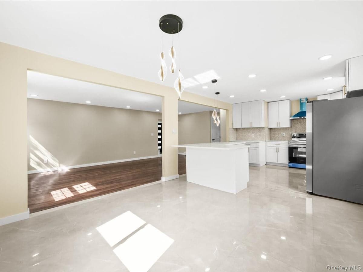 9 Honeysuckle LN thumbnail 11