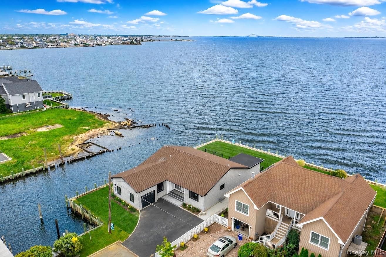 71 E Shore Drive thumbnail 2