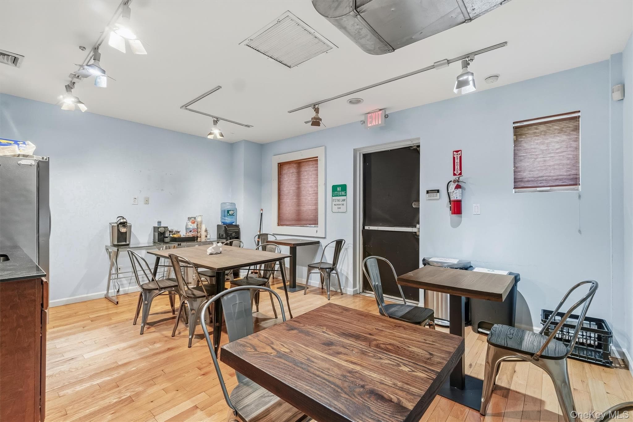 95 Rockaway Avenue thumbnail 29